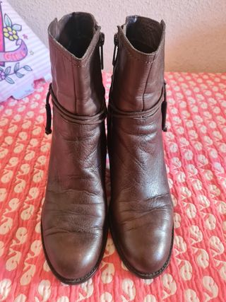 Botines marrones de piel t.41 Paula Urban