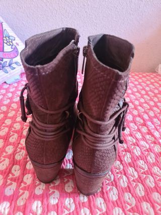 Botines marrones de piel t.41 Paula Urban