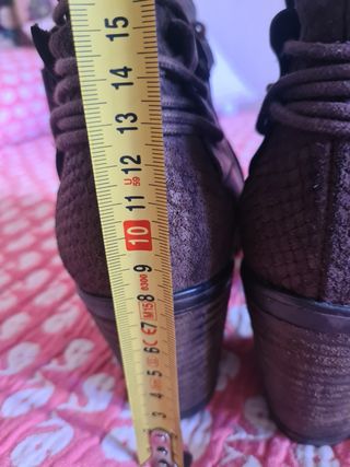 Botines marrones de piel t.41 Paula Urban