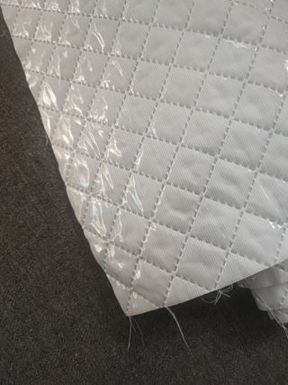 Retal tela plastificada blanca 