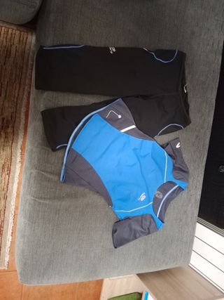 Malla y 2 camisetas