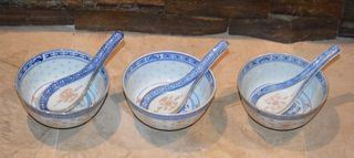 Conjunto 3 Taças e colheres em Porcelana Chinesa