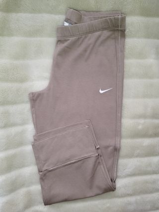 Malla Nike Fit 
