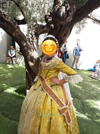 Traje de fallera niña 8-9 años