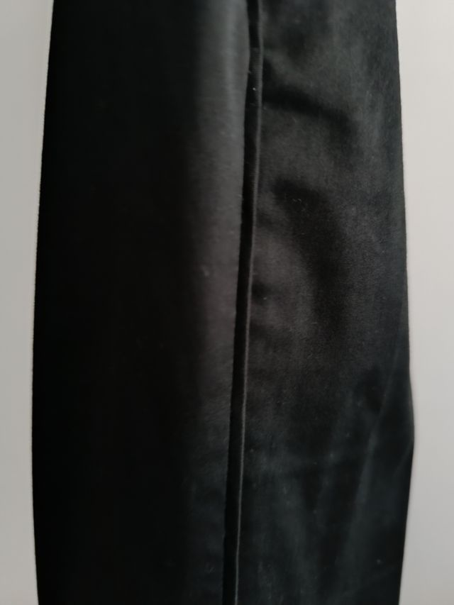 Massimo Dutti. Pantalones traje