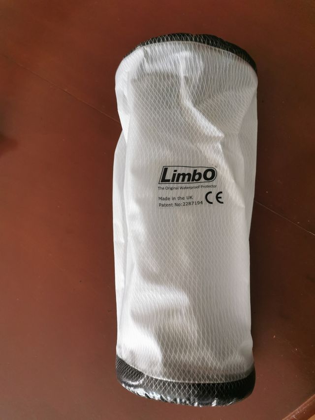 Protector de codo impermeable