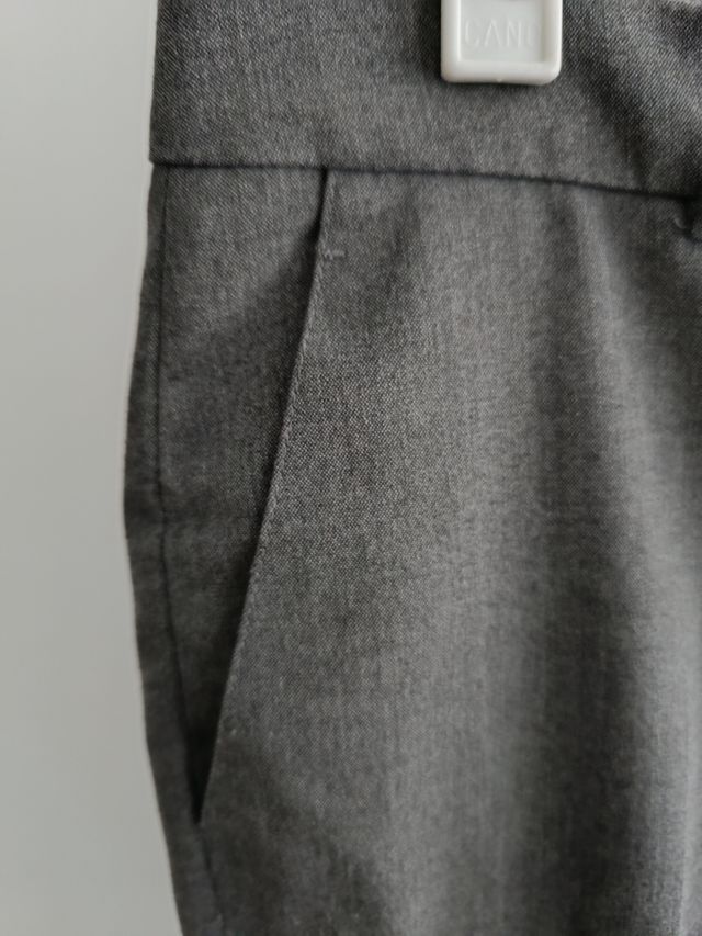 Mango. Pantalón traje