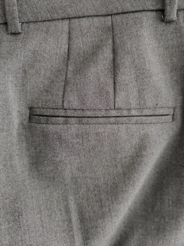 Mango. Pantalón traje