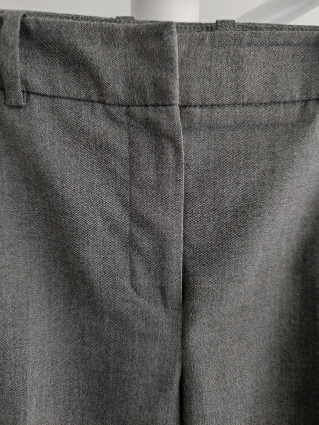 Mango. Pantalón traje