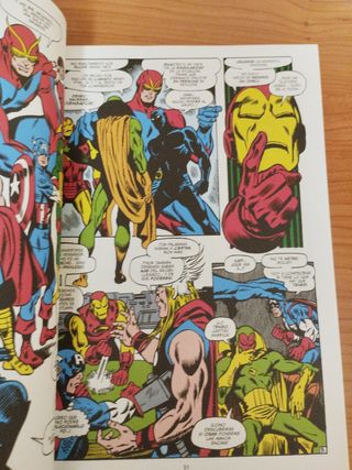 2libros de Marvel "Los vengadores"