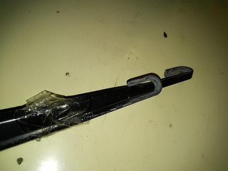 Brazo limpia delantero izquierdo Bmw Serie c_82217