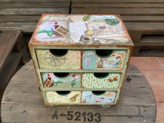 Cajonera decorada a mano personalizada PETER PAN 2