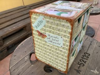 Cajonera decorada a mano personalizada PETER PAN 2