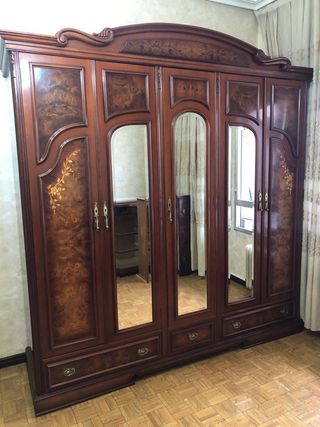 Dormitorio completo.