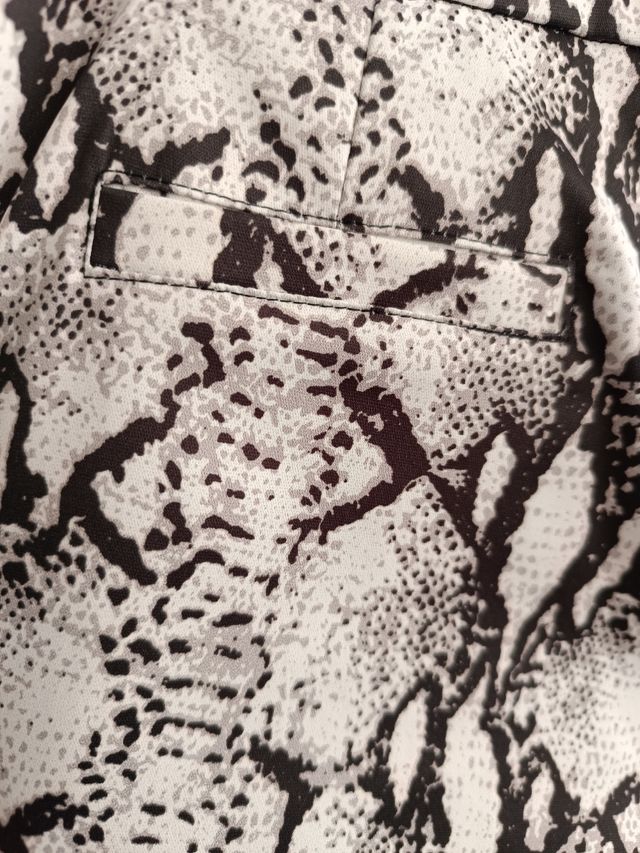 Pantalón animal print