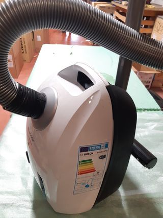 Aspirador con Bolsa BOSCH