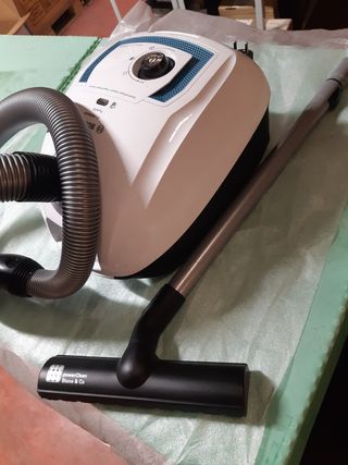 Aspirador con Bolsa BOSCH