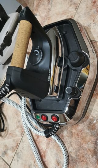 Centro de planchado taurus