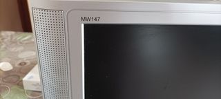 TELEVISIÓN 14 PULGADAS