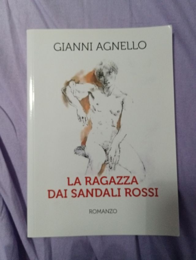 Libro "La ragazza dai sandali rossi"