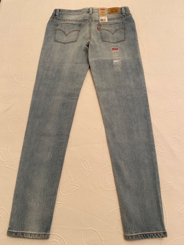 pantalón Levis