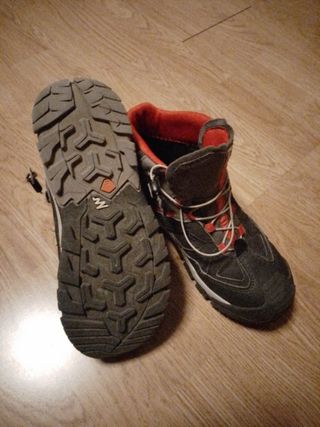 Botas de montaña/ treking niñ@ n° 35,5-36 (25cm)