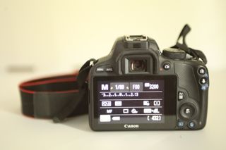 Canon EOS 100D / SL1 liviana para viajes