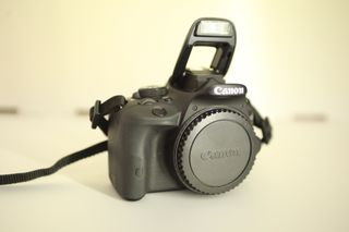 Canon EOS 100D / SL1 liviana para viajes