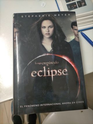 Lote 2 libros Saga Crepúsculo 