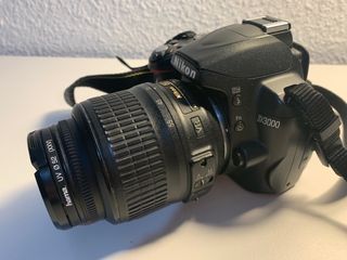 Nikon D3000 Completo (En buen estado)