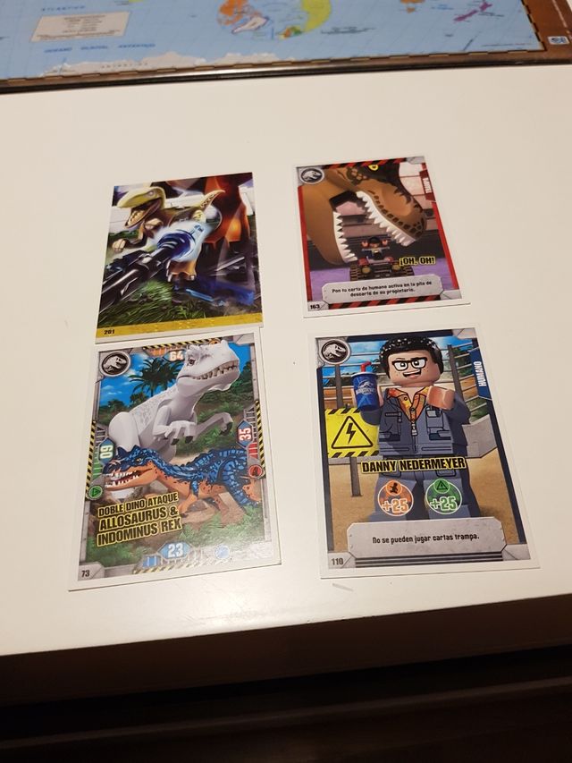 Cromos Jurassic World LEGO