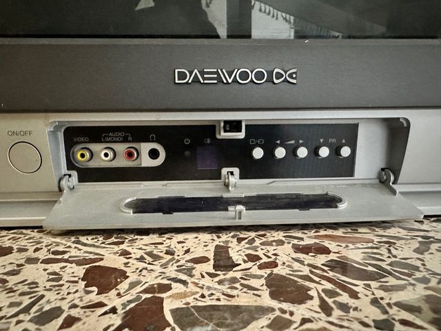 Televisor Daewoo DC de segunda mano por 50 EUR en Valencia en WALLAPOP