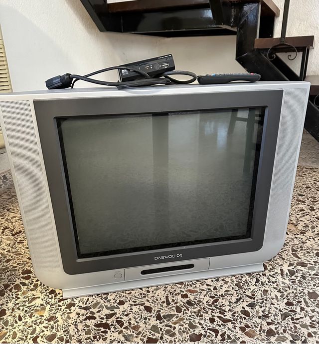Televisor Daewoo DC de segunda mano por 50 EUR en Valencia en WALLAPOP