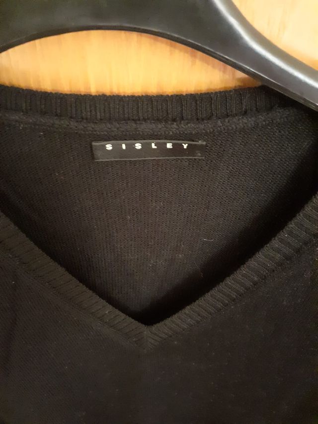 Maglioncino nero a V Sisley taglia S