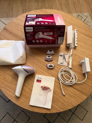 Philips Lumea IPL Serie 8000. Fotodepilador