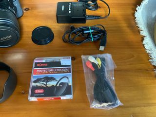 Cámara Canon 7D + lenteCanon 18-85 EF-S 1:3’5-5’6