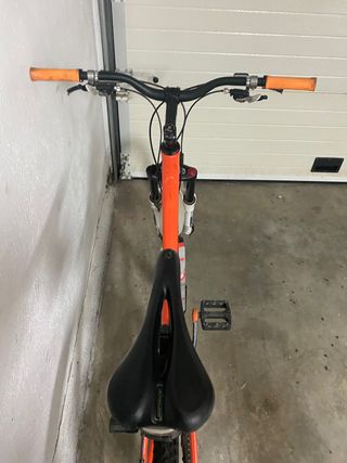 Bicicleta MTB Enduro Marca Intense