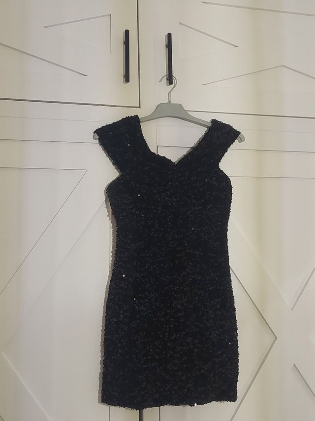 Vestido terciopelo y lentejuelas zara