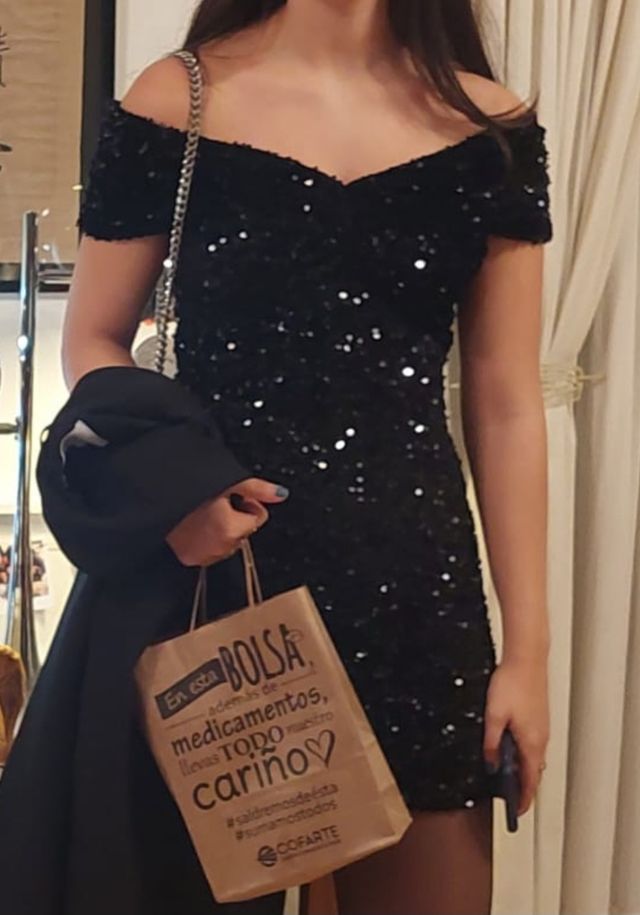 Vestido terciopelo y lentejuelas zara