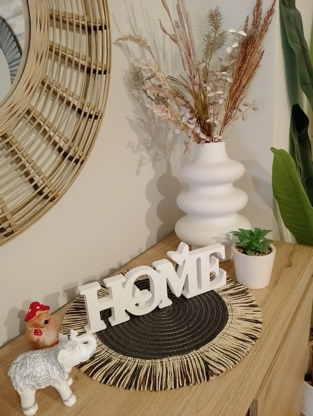 Precioso letrero HOME mariposas
