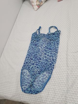 Bañador o camiseta en trasparente