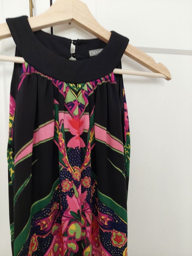 Vestido estampado sin manga