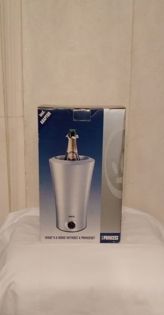 Cubitera enfriadora de bebida