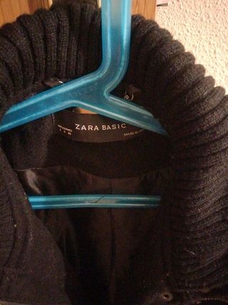 Cazadora negra chica zara talla s