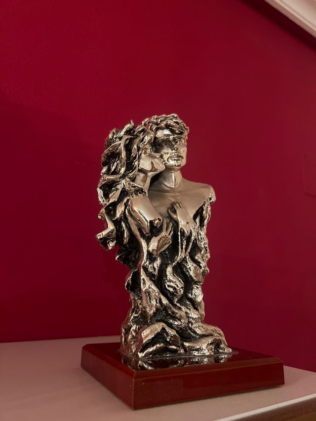 estatua pequeña decorativa