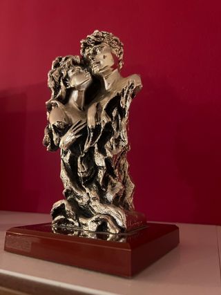 estatua pequeña decorativa