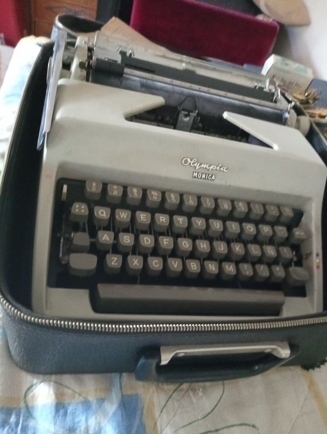 Maquina de escribir.