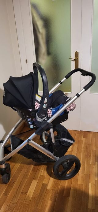 Silla, capazo y maxicosi Britax