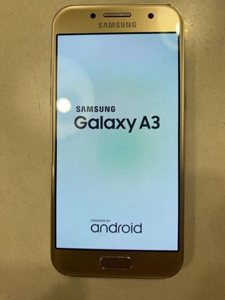 Samsung Galaxy A3 2017 oro