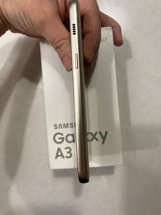 Samsung Galaxy A3 2017 oro